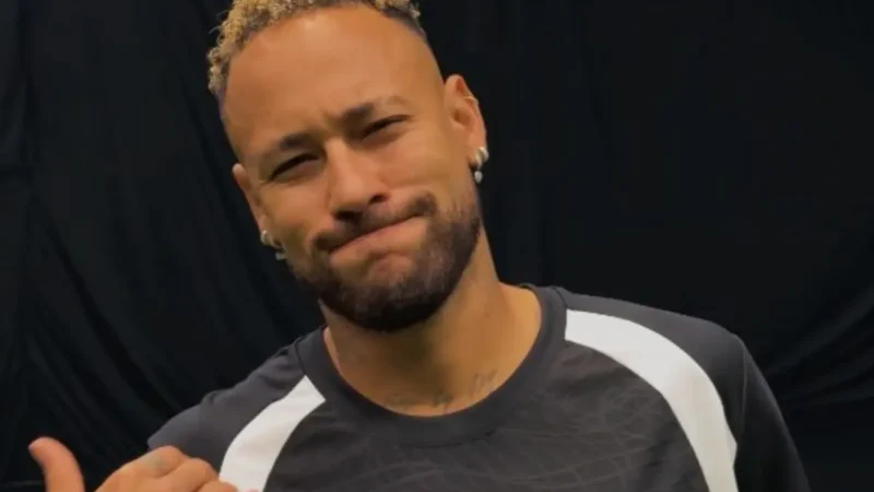 Neymar previu Brasil x Espanha na final da Copa; assista