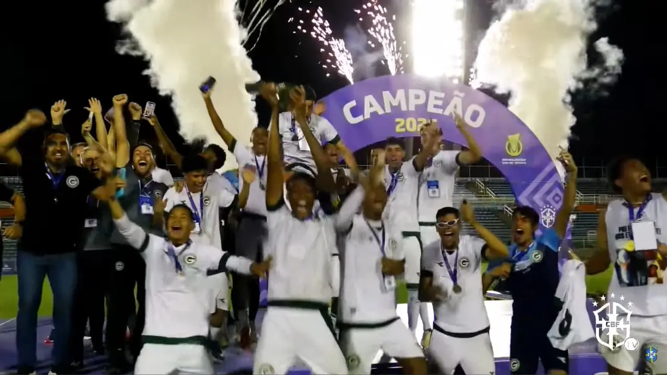 Nos pênaltis, Goiás vence o Ceará e conquista a Série B Sub-20