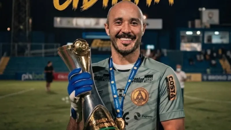 Pedro Henrique se despede da Aparecidense após 13 temporadas