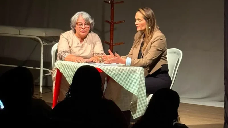 Pessoas comuns podem participar de comédia em Goiânia; veja como