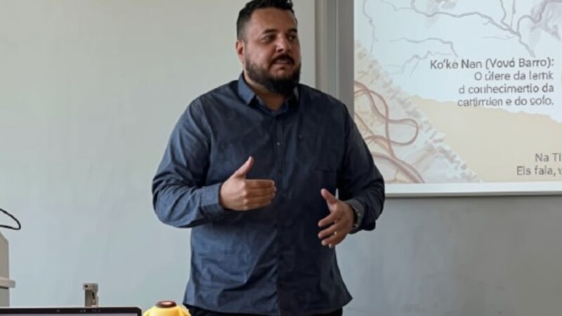 Professor de Iporá esteve em pesquisas sobre poesia na Europa