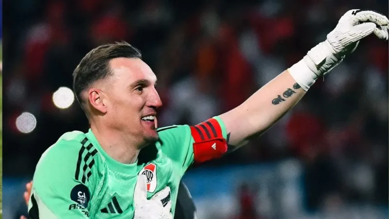 River Plate anuncia saída do histórico goleiro Franco Armani