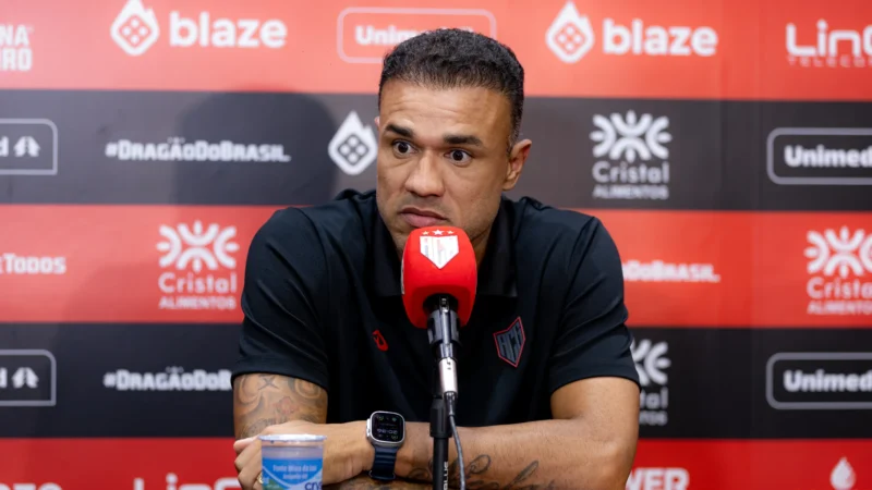 Roger Silva elogia novo reforço do Atlético: “futebol refinado”