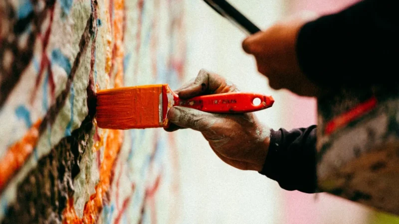 Setor Capuava recebe intervenção com quatro murais de graffiti