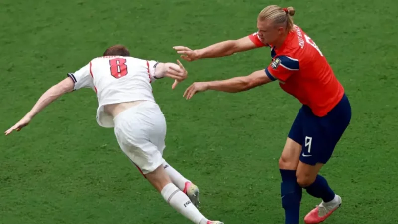 ‘Sutileza’ de Haaland faz gol da Noruega ser anulado