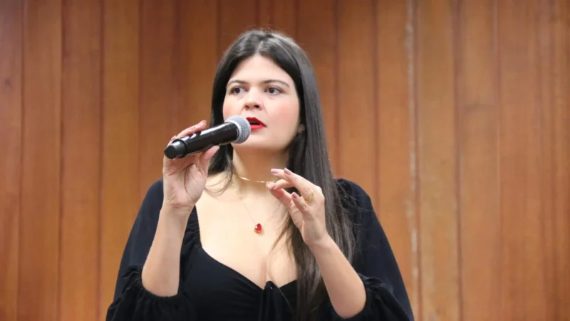TRE-GO cassa mandato de Aava Santiago por infidelidade partidária