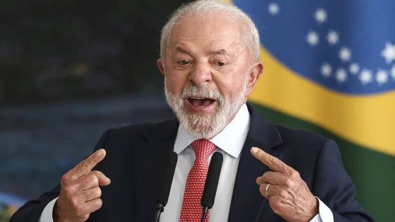 TSE dá 48 horas para Lula explicar publicações nas redes