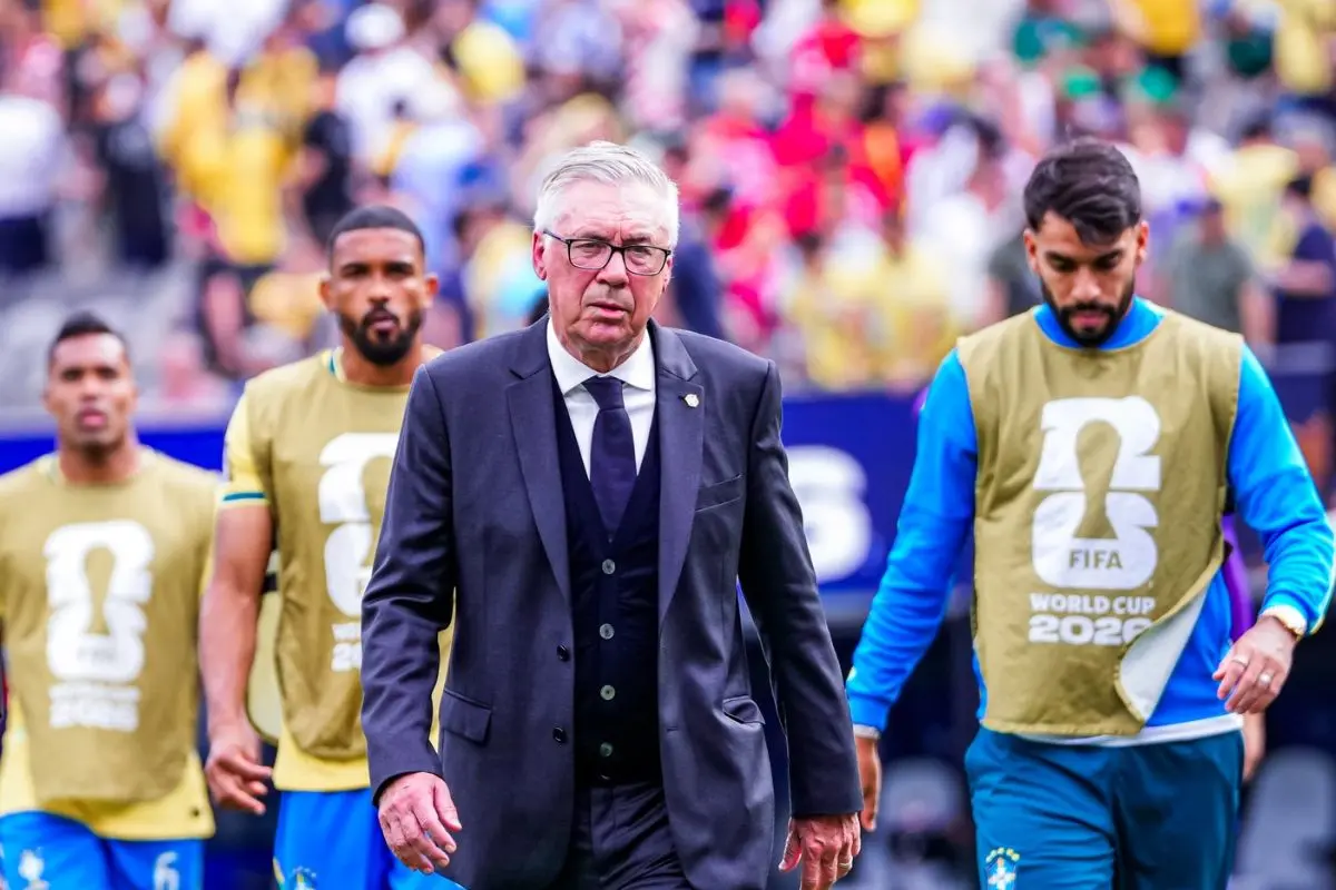 Torcedores criticam Ancelotti: ‘um Dorival de Armani’