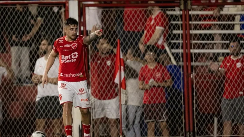Vila Nova derrota Fortaleza e segue invicto no OBA nessa Série B
