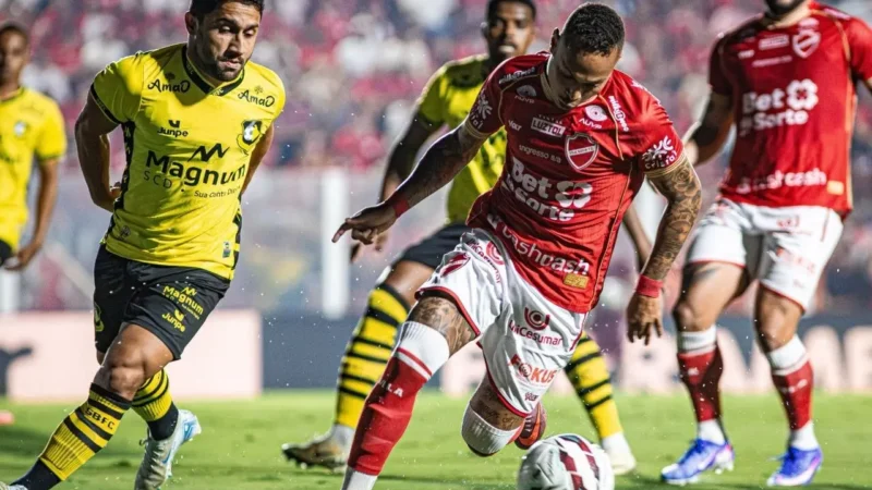 Vila Nova derrota São Bernardo e retoma liderança da Série B