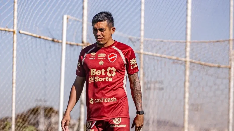 Vila Nova oficializa Igor Cariús; mais quatro serão anunciados