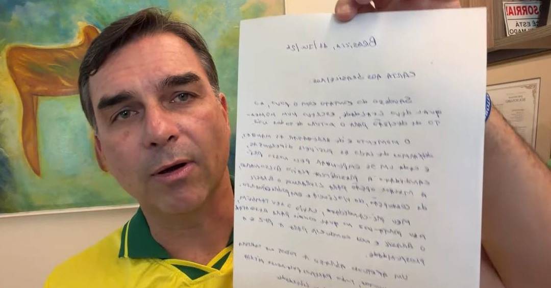 Flávio Bolsonaro: a candidatura de um homem só