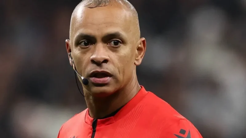Wilton pode se isolar como brasileiro que mais atuou em Copas