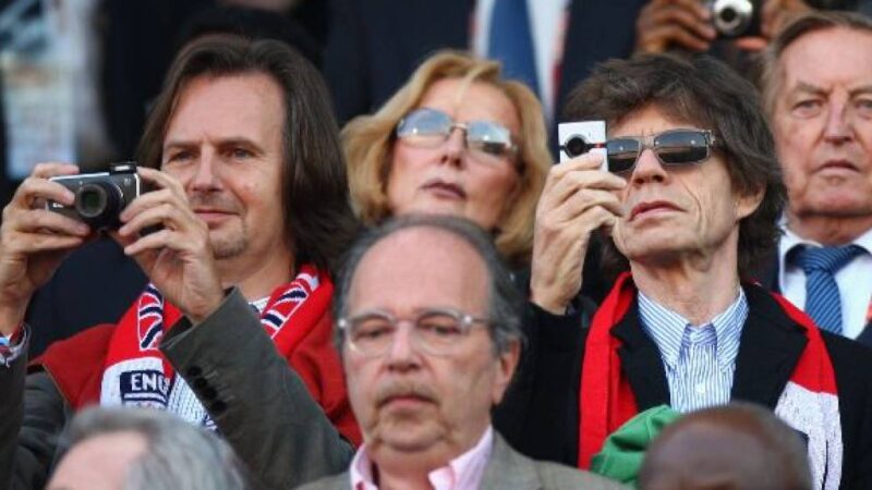 Como surgiu o apelido de ‘pé-frio’ de Mick Jagger na Copa do Mundo