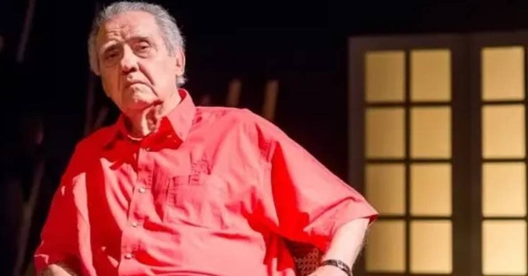 Filho de Barretão revela posicionamento político de pai em velório