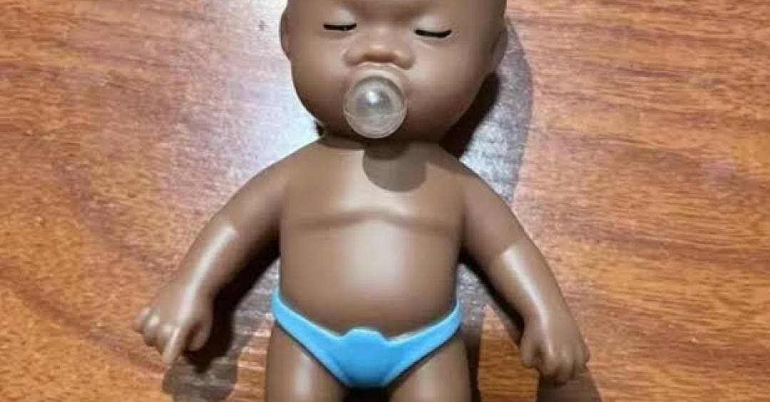 Boneca Natasha: quando a violência se torna entretenimento