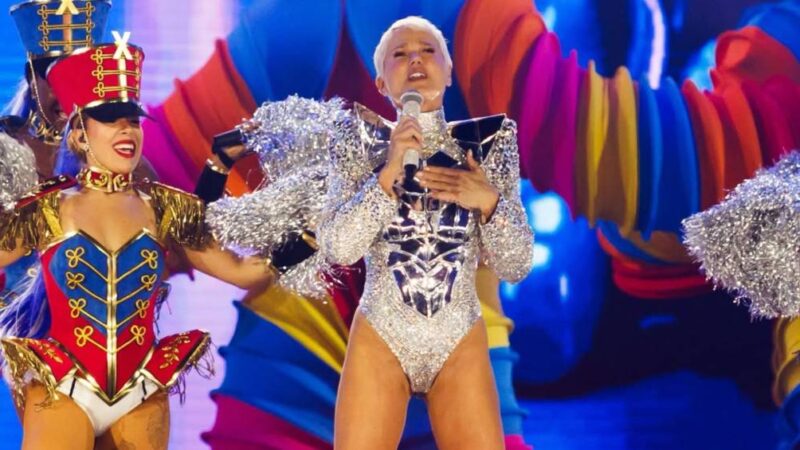 Internet divide opiniões sobre volta de Xuxa aos palcos