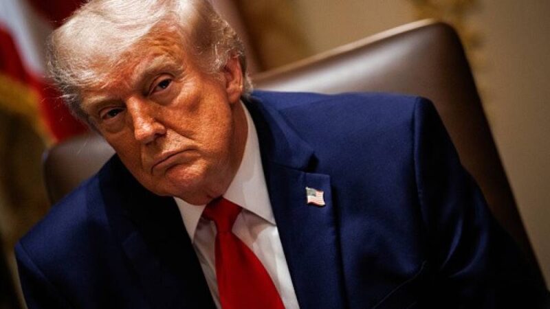 Governo Trump impõe novas sanções contra o Irã após ataques no Estreito de Ormuz