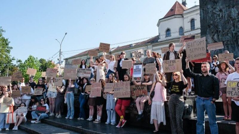 Por que protestos contra governo Zelensky tomaram dezenas de cidades na Ucrânia