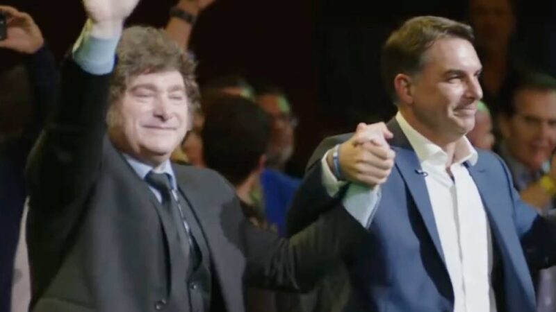 A reação de Fachin após Javier Milei se referir a Moraes como ‘lixo careca’ em convenção de Flávio Bolsonaro