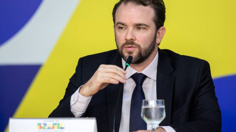 A previsão do governo para o valor do salário mínimo em 2027