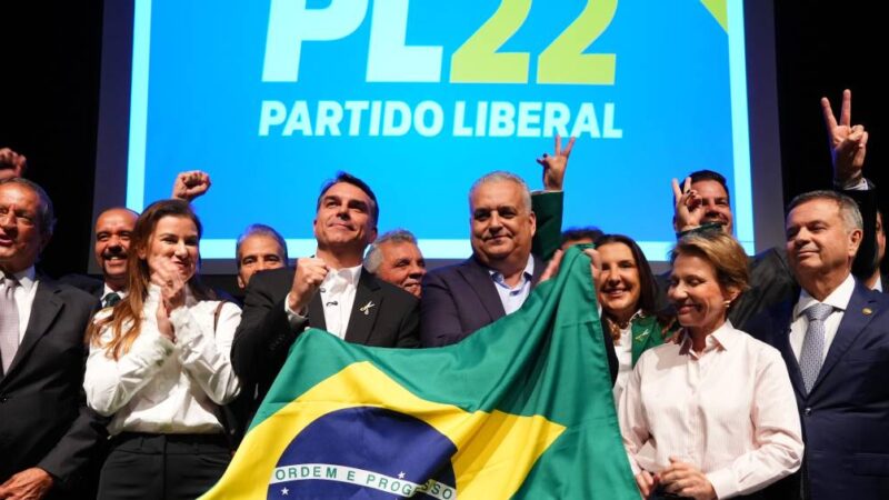 A informação que pode ter influenciado na escolha do vice de Flávio Bolsonaro