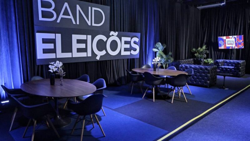 Cinegrafista da GloboNews é expulso de debate da Band após agredir repórter