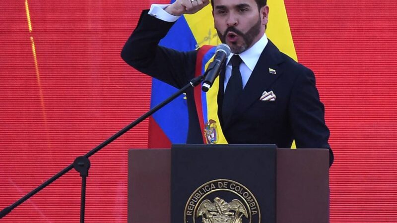 As promessas de Espriella durante posse como presidente da Colômbia