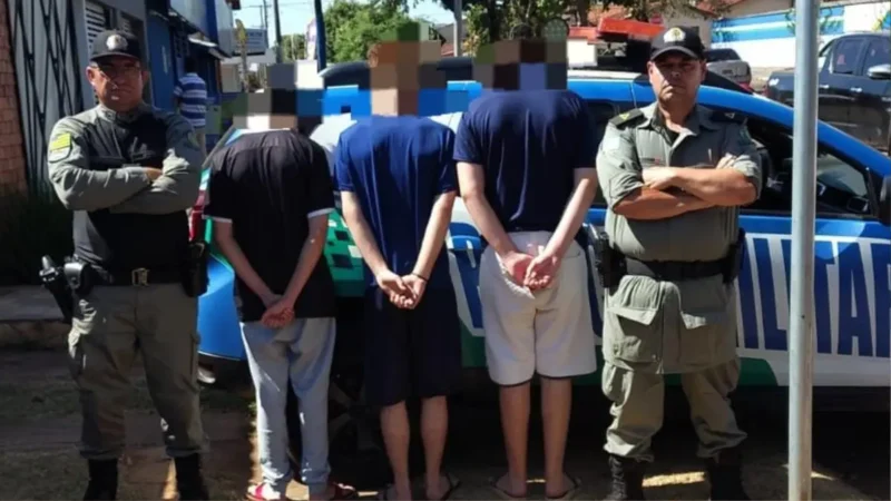 Adolescentes são apreendidos após incendiarem caminhão ‘por diversão’ em Iporá