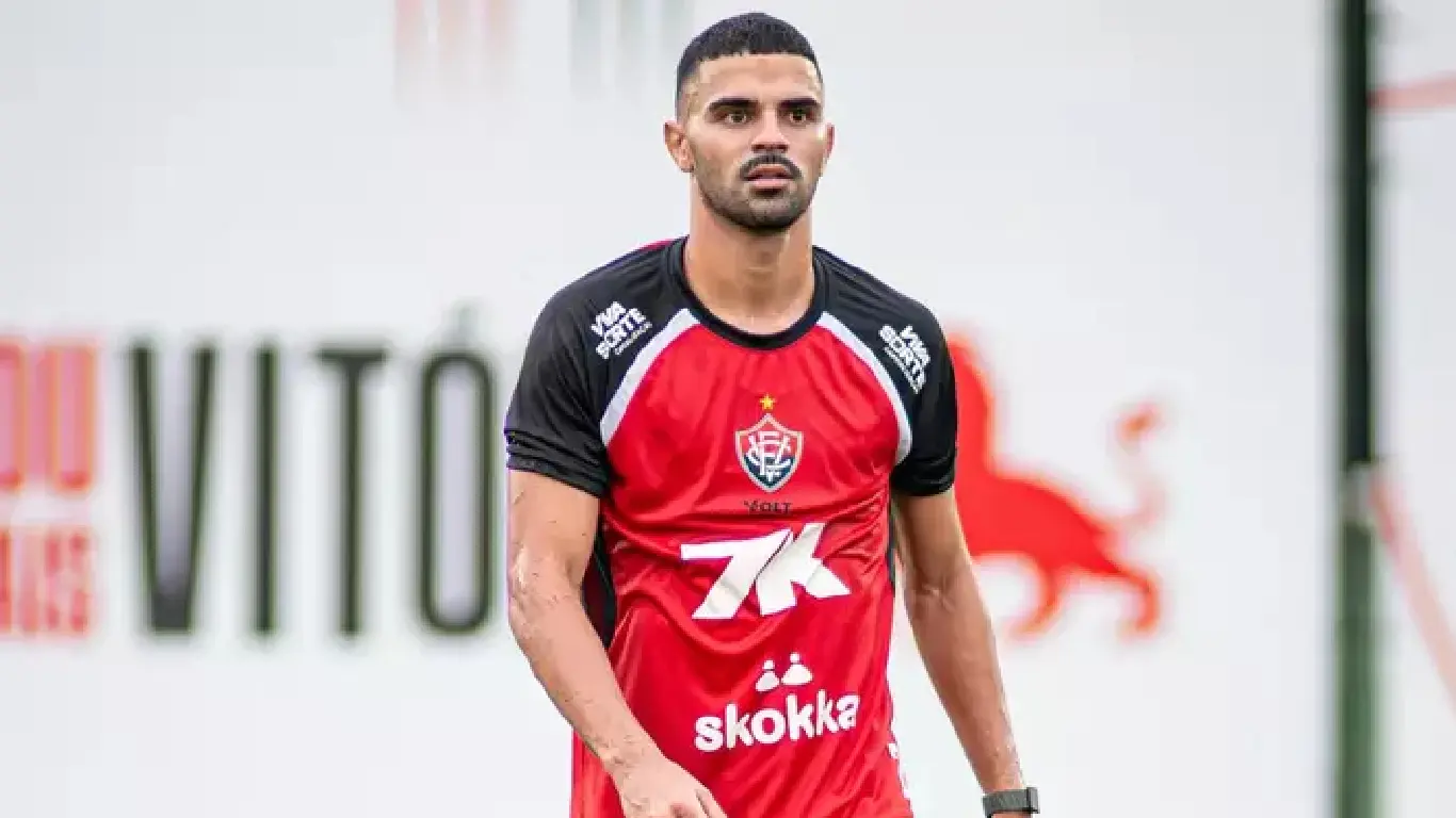 Alarcon descarta contratação de atacante do Vitória para o Vila