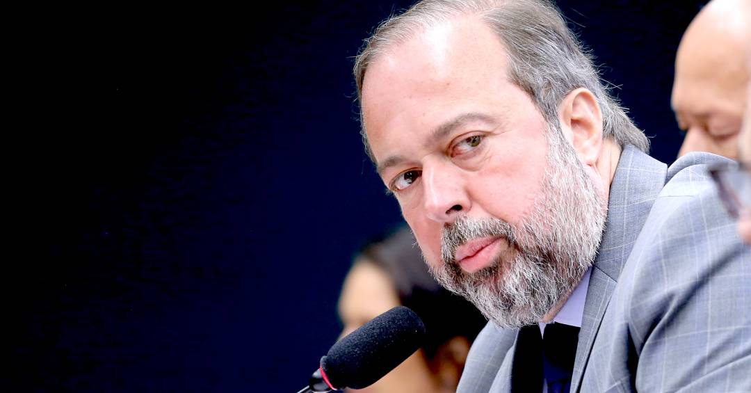 As contradições de Silveira sobre Enel e CPFL