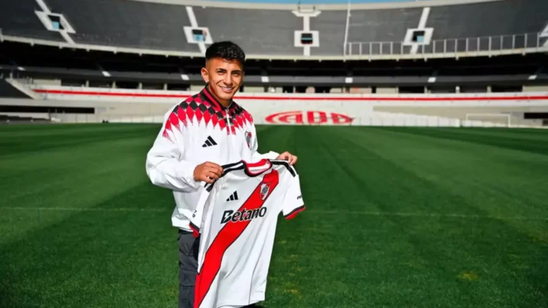 Almada revela por que escolheu o River Plate em vez do Flamengo