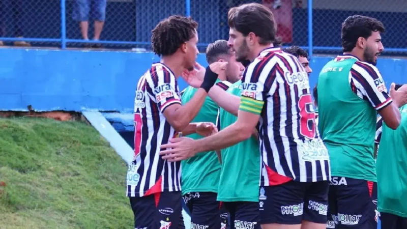 Anápolis perde três jogadores para encarar o Floresta-CE
