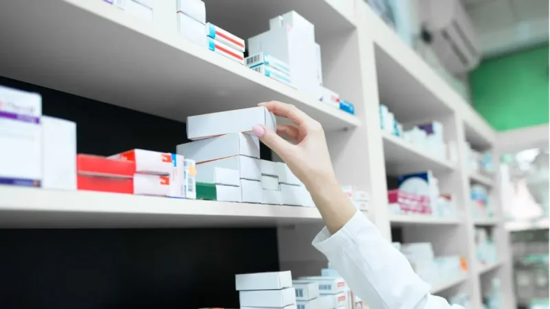 Anvisa libera venda de remédios por farmácias na Shopee