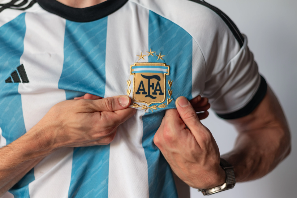 Argentina declara apoio a gestão de Infantino, presidente da Fifa