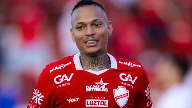 Artilheiro do Vila Nova na Série B está há um mês sem marcar