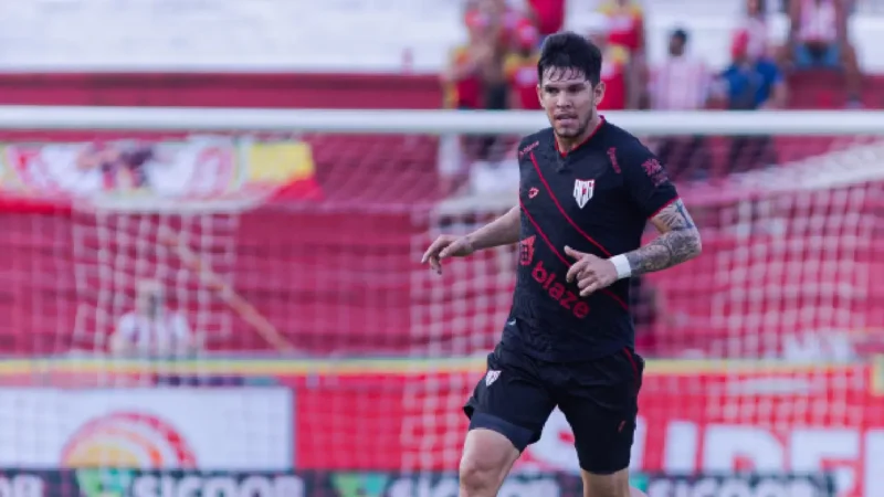 Atlético busca empate com o Náutico nos Aflitos