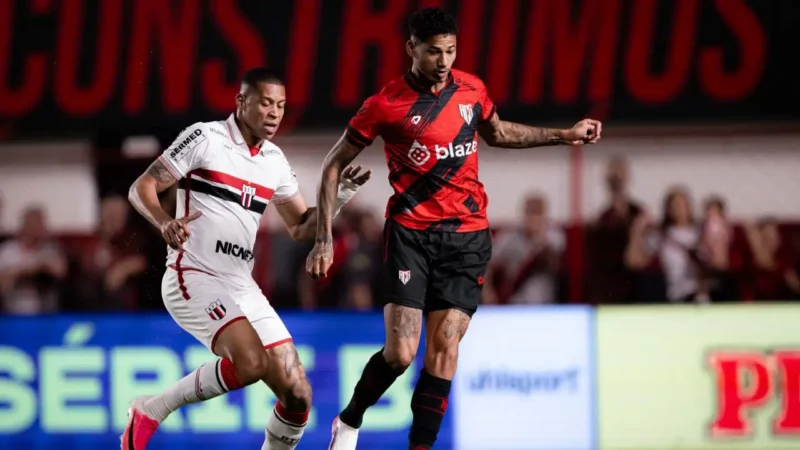 Atlético não toma conhecimento do Botafogo-SP e vence 1° etapa