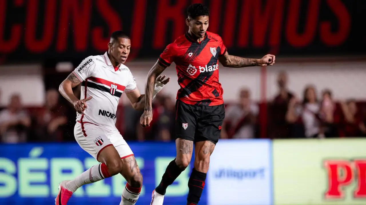 Atlético não toma conhecimento do Botafogo-SP e vence 1° etapa