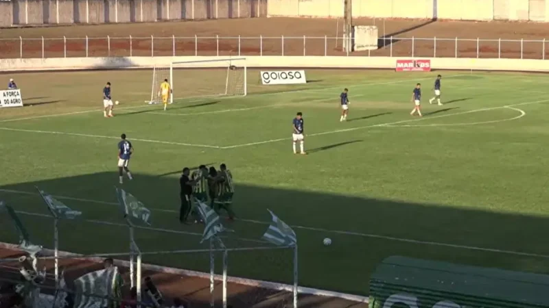 Bom Jesus marca primeiros gols em casa e vence Grêmio Anápolis
