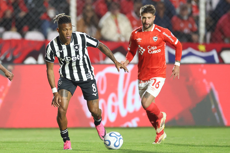 Botafogo é humilhado pelo Cienciano na Sul-Americana