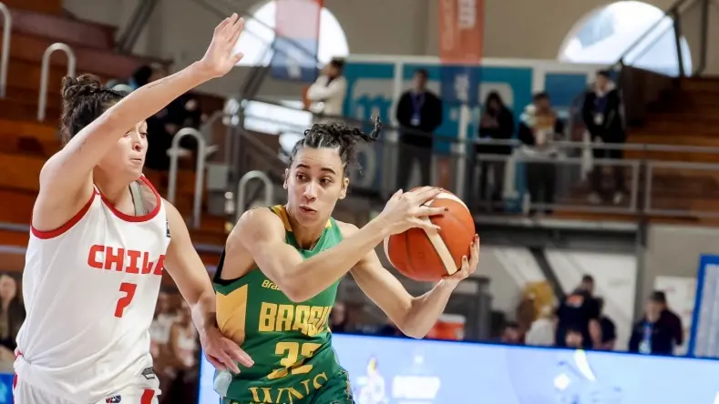 Brasil estreia com vitória no Sul-Americano de Basquete