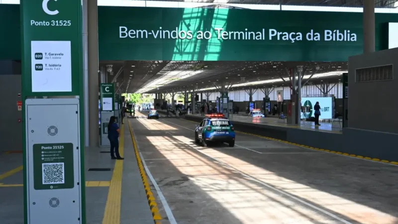 Câmara aprova lei que nomeia terminais de Goiás, Vila e Atlético