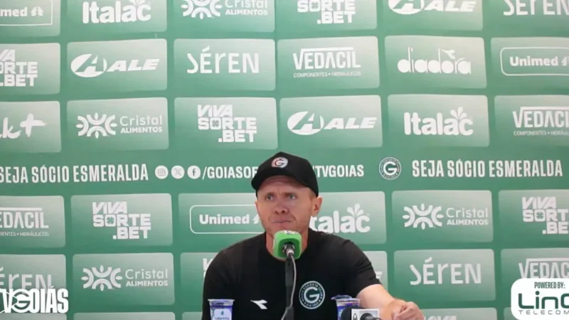 Chance de acesso? Técnico do Goiás, Mozart mantém confiança