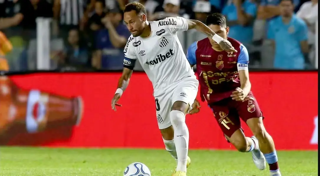 Com duas assistências de Neymar, Santos vence o Macará