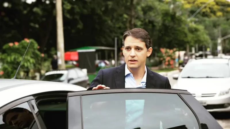 Com trajetória em Goiás, Thiago Peixoto assume pasta no DF