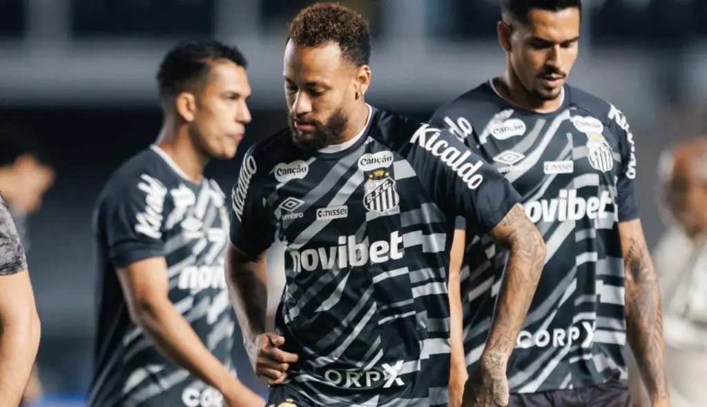 Cuca não garante Neymar no jogo da volta contra o Remo