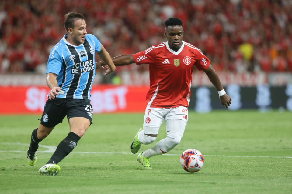 Dupla grenal volta a se enfrentar pela Copa do Brasil após 34 anos