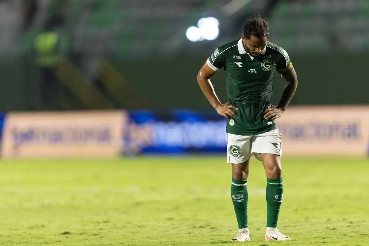 Em partida apática, Goiás joga mal e perde para o Juventude