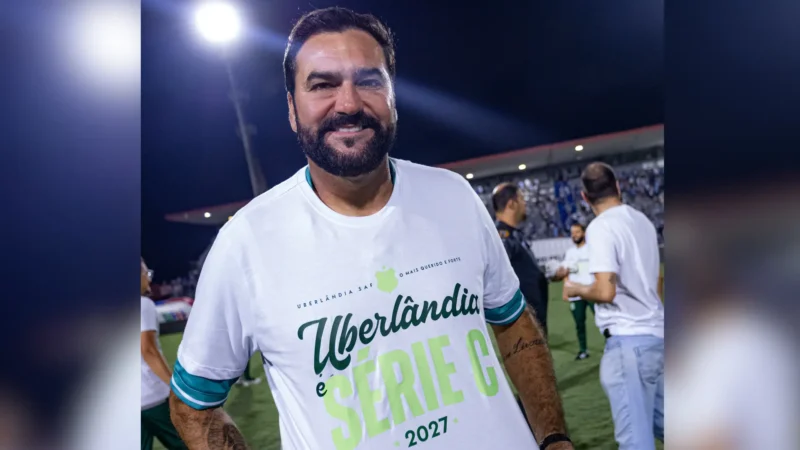 Ex-Goiás e Vila leva Uberlândia à Série C após mais de 20 anos